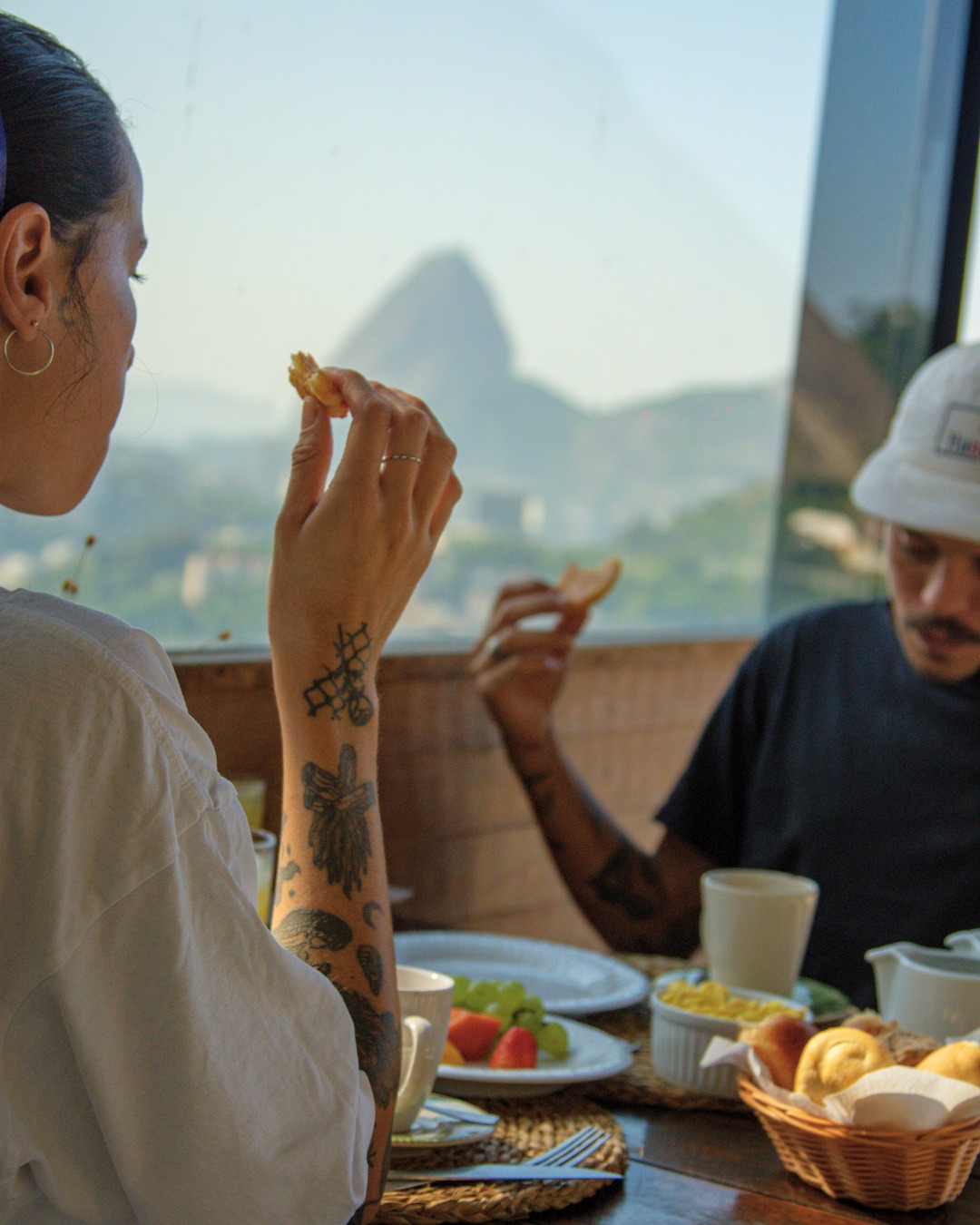 Café da manhã servido na cobertura do Santa Vista